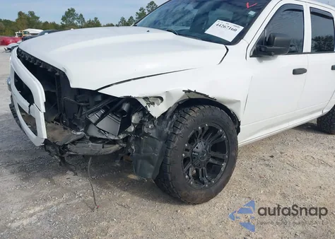 2017 Ram 1500 Express 4X4 5'7 Box z USA, uszkodzony, nr VIN 3C6RR7KT8HG710274